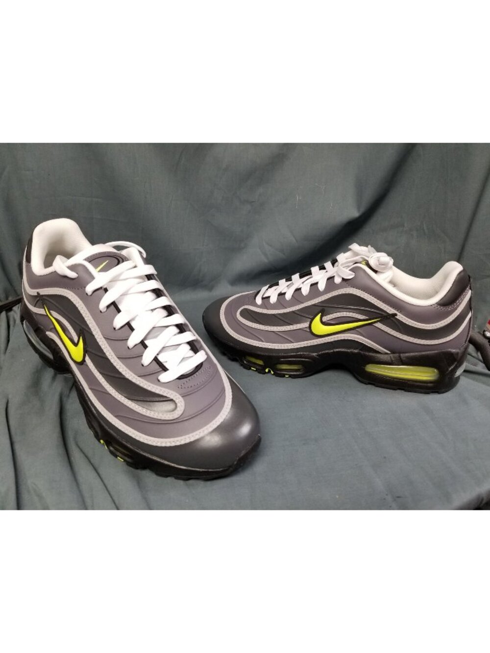 Nike Air Max Joga Bonito Neon IO1753 003 Mens Size 10.5 NEW NO BOX!